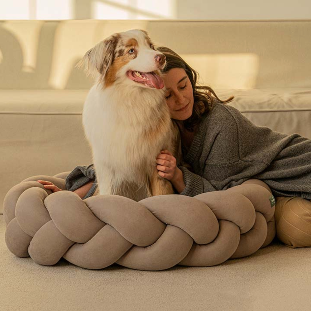 Braided Velvet Pet Bed